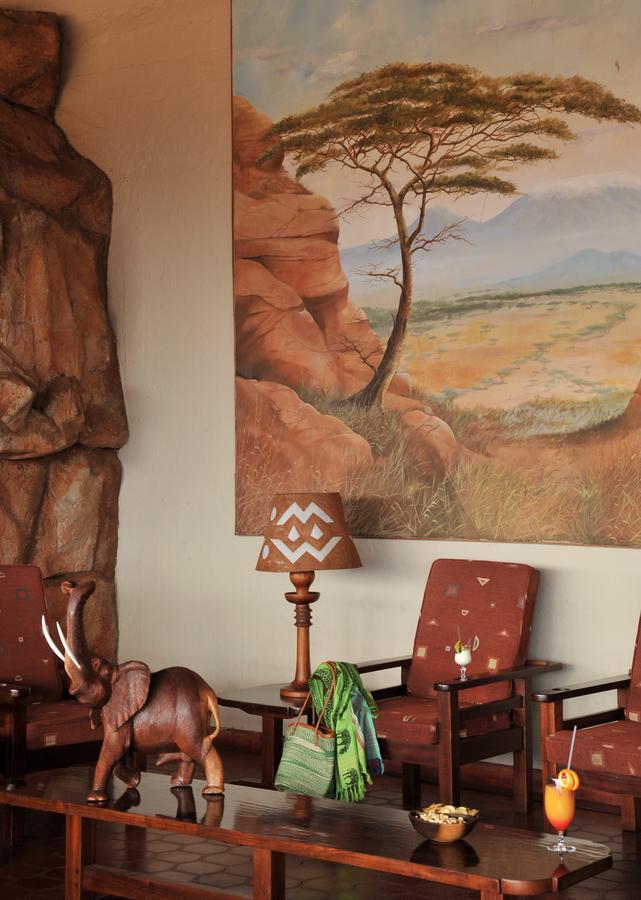 Kilaguni Serena Safari Lodge Tsavo ภายนอก รูปภาพ